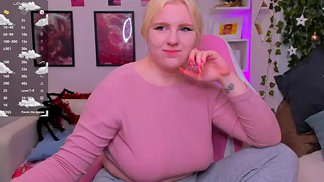 art lovee online show from December 2025 01:36:01 AM