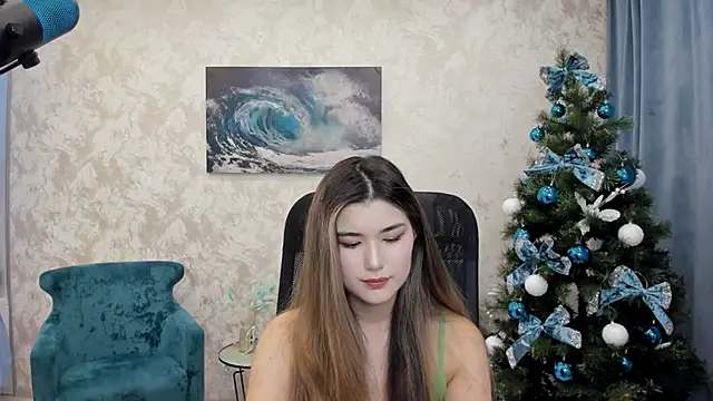 AnneTLi online show from December 2024 03:34:02 AM