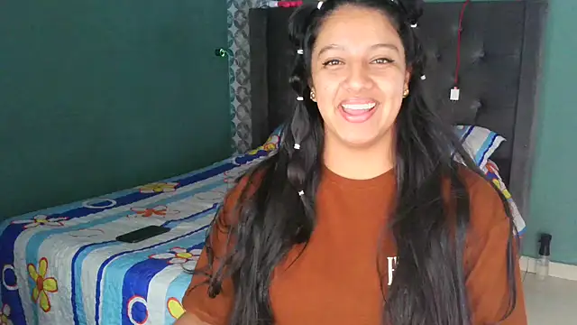 almaswan1 online show from November 2025 04:51:02 PM