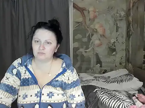 Lillian2 online show from November 2025 12:53:01 AM