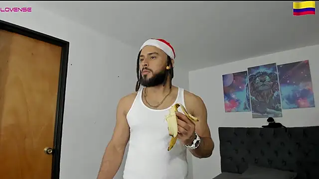 Snapshot of Louis_marley__ chatting on December 2024 11:50:02 PM Louis marley online show from December 2024 11:50:02 PM