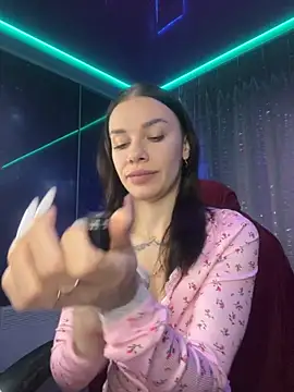 Queen of pain online show from November 2025 05:41:02 AM