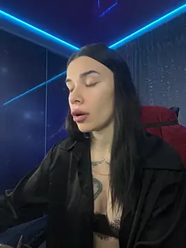 Queen of pain online show from November 2025 05:33:01 AM