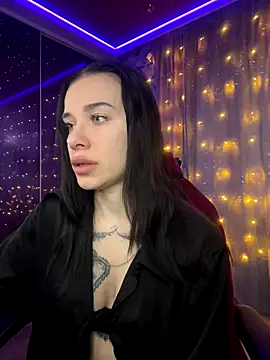 Queen of pain online show from December 2025 06:42:02 AM