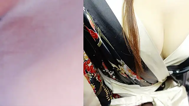 Snapshot of Jessie_Bernard chatting on December 2024 05:04:01 PM Jessie Bernard online show from December 2024 05:04:01 PM