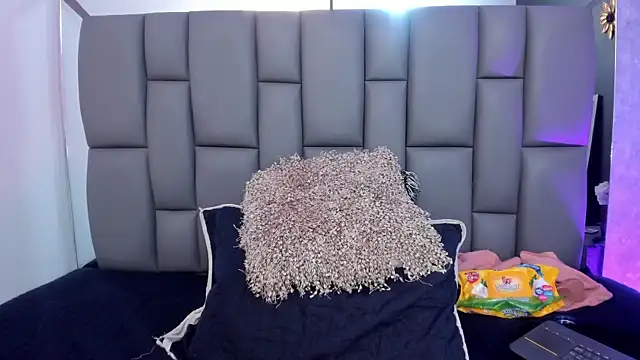  MiaBrown  online show from February 2025 12:13:01 PM