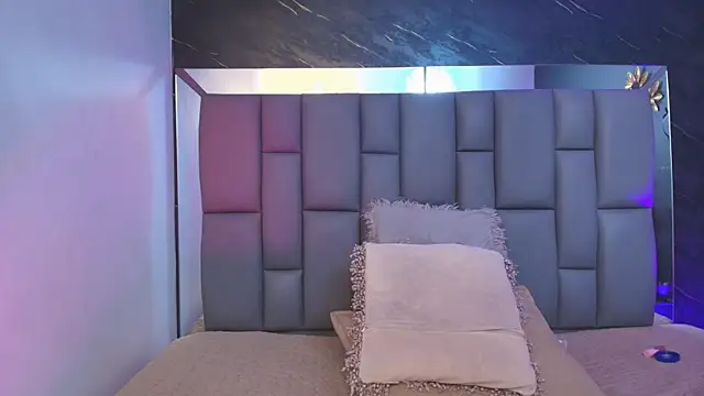  MiaBrown  online show from October 2025 12:03:01 PM