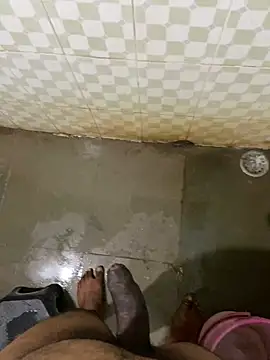 Snapshot of Honeydick7 chatting on January 2025 04:39:02 AM Honeydick7 online show from January 2025 04:39:02 AM