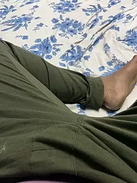 Snapshot of Honeydick7 chatting on February 2025 02:00:01 PM Honeydick7 online show from February 2025 02:00:01 PM