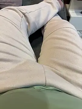 Snapshot of Honeydick7 chatting on February 2026 06:41:02 AM Honeydick7 online show from February 2026 06:41:02 AM