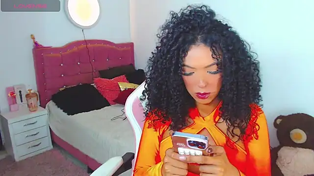 Snapshot of Tanedra_collings chatting on April 2026 01:45:01 AM Tanedra collings online show from April 2026 01:45:01 AM