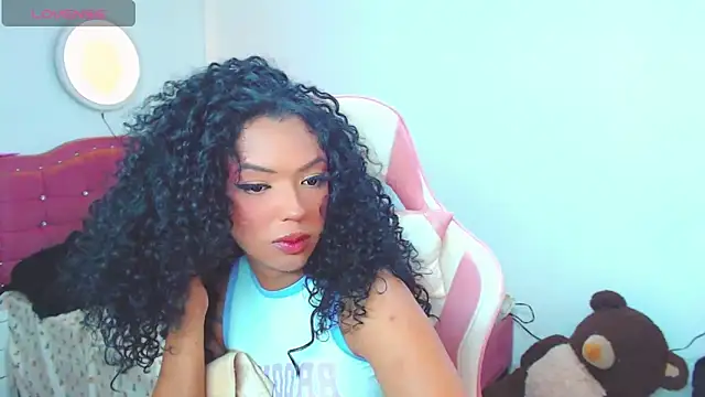 Snapshot of Tanedra_collings chatting on May 2026 01:25:01 AM Tanedra collings online show from May 2026 01:25:01 AM