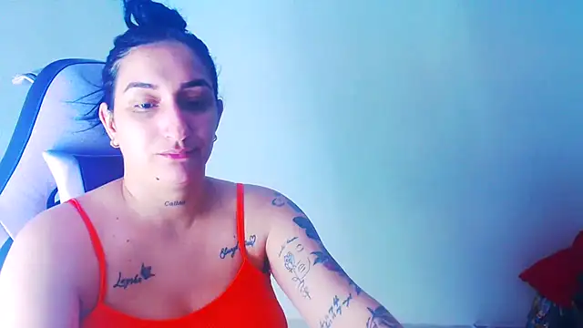 Snapshot of liz_dirty chatting on May 2026 10:28:01 PM liz dirty online show from May 2026 10:28:01 PM