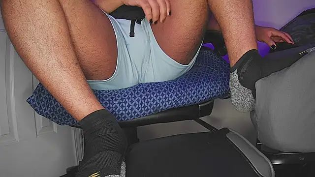 teaser4  online show from February 2025 04:48:02 AM