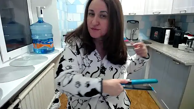 DonnaMagdalena online show from March 2025 04:35:02 PM