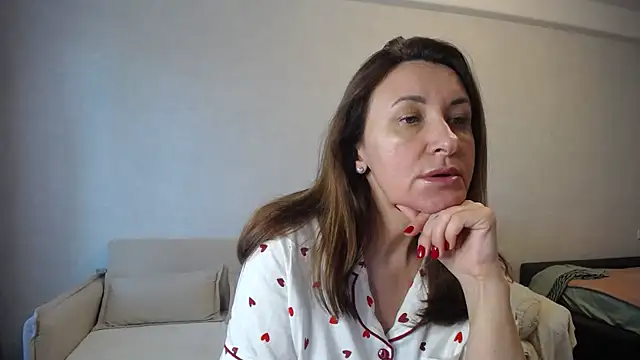 DonnaMagdalena online show from September 2025 12:10:01 PM