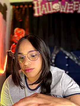 Snapshot of Merloth chatting on October 2025 04:12:01 AM Merloth online show from October 2025 04:12:01 AM