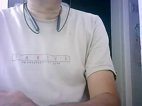 Snapshot of mrose8080 chatting on October 2025 07:59:01 PM mrose8080 online show from October 2025 07:59:01 PM