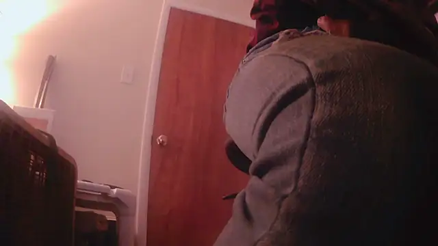 hottottrot691 online show from November 2025 10:01:02 PM