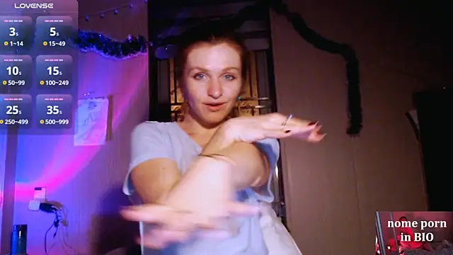 Cassie Wild online show from February 2025 01:33:01 PM