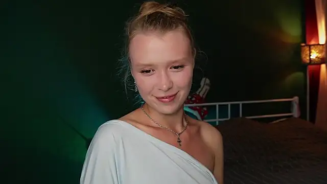 Snapshot of TataCoy chatting on July 2026 02:37:02 PM TataCoy online show from July 2026 02:37:02 PM