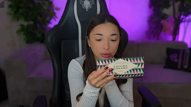 Jasmine Flow online show from November 2025 08:11:02 AM