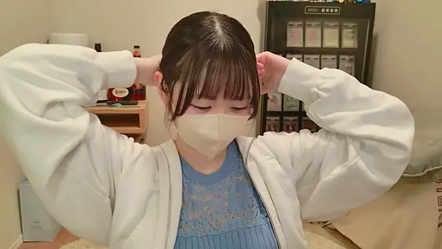 Snapshot of HIKARI_x0 chatting on May 2026 02:26:01 PM HIKARI x0 online show from May 2026 02:26:01 PM