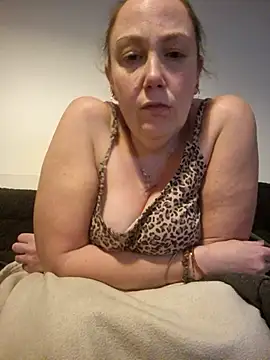 Wisie Cutie online show from January 2026 12:49:02 AM