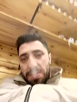 Snapshot of Rakiyy34 chatting on January 2025 02:32:01 PM Rakiyy34 online show from January 2025 02:32:01 PM