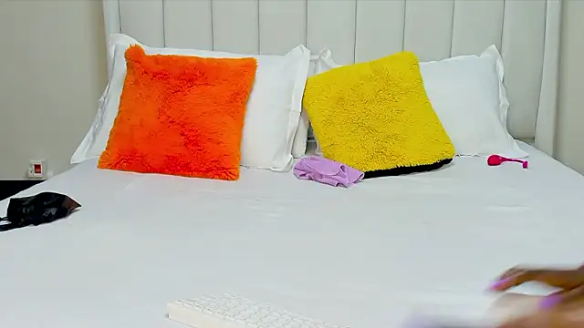  heavenlysent online show from February 2026 01:53:02 AM