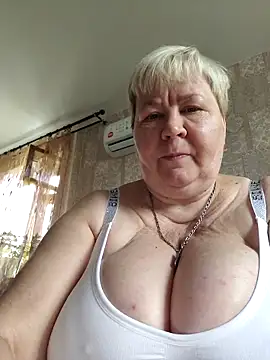 EffectFiona online show from September 2025 02:33:02 AM