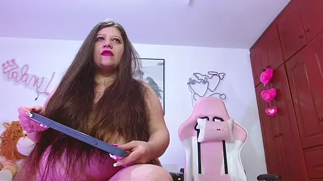 Amelie Rousell online show from December 2025 01:22:02 AM