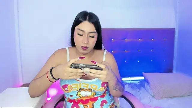 Snapshot of OSORIOMAFE chatting on February 2025 03:32:01 PM OSORIOMAFE online show from February 2025 03:32:01 PM