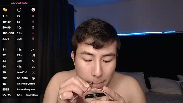 andrewmhilton  online show from November 2025 06:02:02 AM