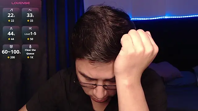 andrewmhilton  online show from February 2026 06:00:02 AM