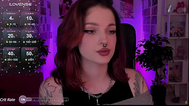 Snapshot of BratzieDarsie chatting on January 2025 11:43:02 AM BratzieDarsie online show from January 2025 11:43:02 AM