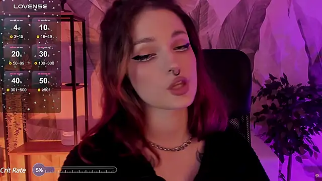 Snapshot of BratzieDarsie chatting on February 2025 02:48:02 PM BratzieDarsie online show from February 2025 02:48:02 PM