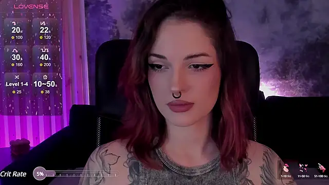 Snapshot of BratzieDarsie chatting on February 2025 11:33:01 AM BratzieDarsie online show from February 2025 11:33:01 AM