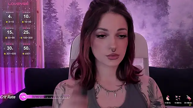 Snapshot of BratzieDarsie chatting on March 2025 11:44:02 AM BratzieDarsie online show from March 2025 11:44:02 AM