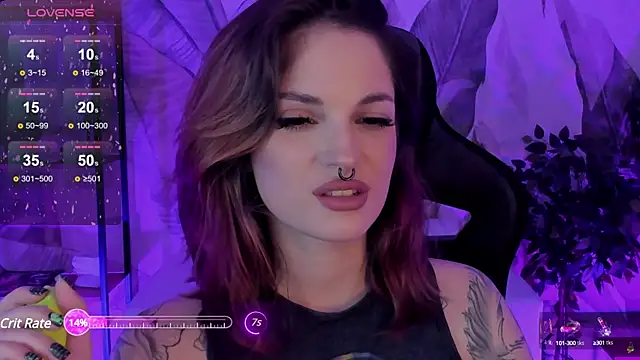 Snapshot of BratzieDarsie chatting on March 2025 11:51:01 AM BratzieDarsie online show from March 2025 11:51:01 AM