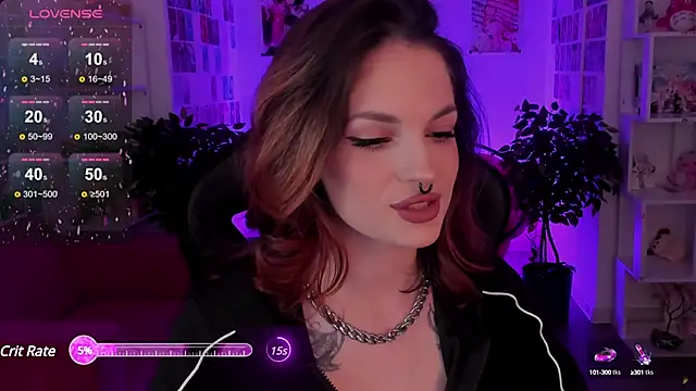 Snapshot of BratzieDarsie chatting on March 2025 08:45:01 AM BratzieDarsie online show from March 2025 08:45:01 AM