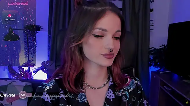 Snapshot of BratzieDarsie chatting on March 2025 02:48:02 PM BratzieDarsie online show from March 2025 02:48:02 PM