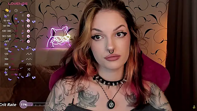 Snapshot of BratzieDarsie chatting on September 2025 09:53:02 AM BratzieDarsie online show from September 2025 09:53:02 AM