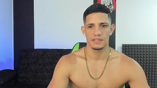 jhonnysnow17 online show from February 2025 03:39:02 PM