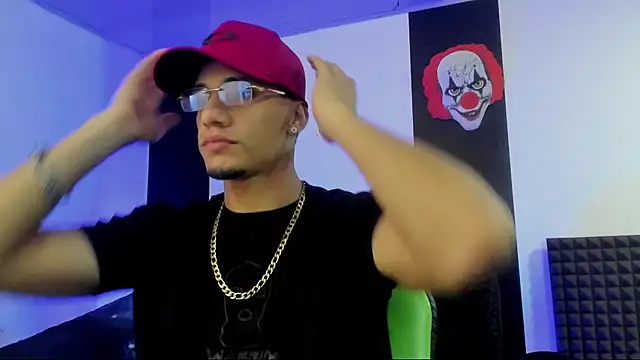 jhonnysnow17 online show from March 2025 05:48:02 AM