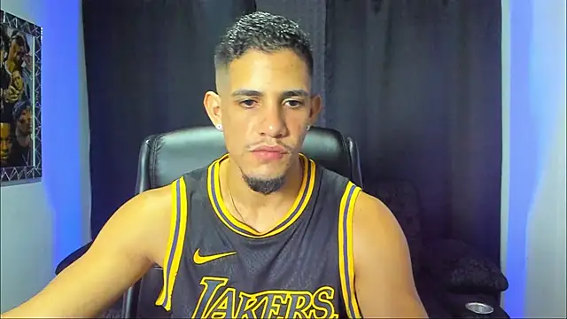 jhonnysnow17 online show from November 2025 01:50:02 AM