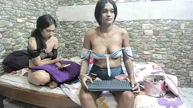Snapshot of chicamir22 chatting on December 2024 12:11:02 AM chicamir22 online show from December 2024 12:11:02 AM