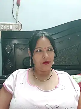 Snapshot of Poojabhabi101 chatting on September 2025 05:32:01 AM Poojabhabi101 online show from September 2025 05:32:01 AM