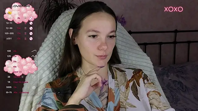 lil luna x online show from November 2025 10:30:01 PM