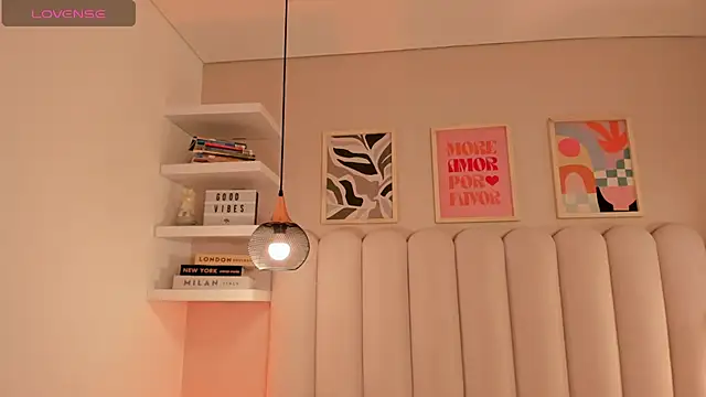 cute  cherry  online show from November 2025 08:31:01 PM